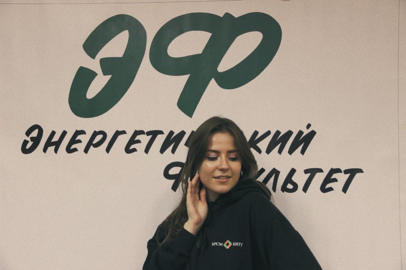 Давай познакомимся: Валерия Курбан